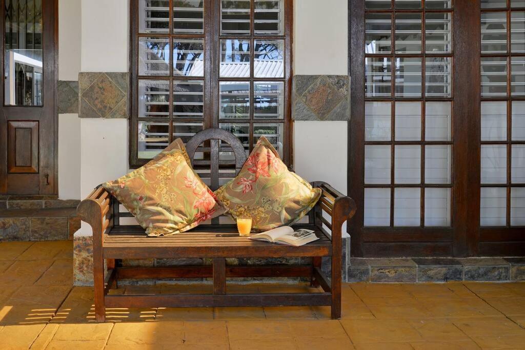 Mawethu Peaceful Garden With Covered Pool And Braai Area Ciudad del Cabo Exterior foto