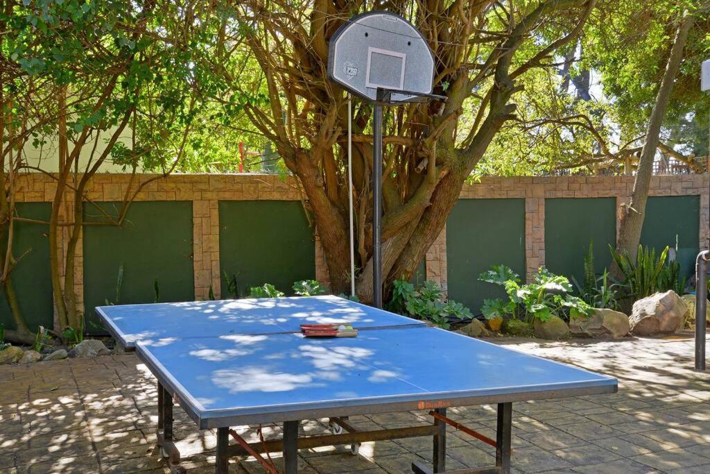Mawethu Peaceful Garden With Covered Pool And Braai Area Ciudad del Cabo Exterior foto
