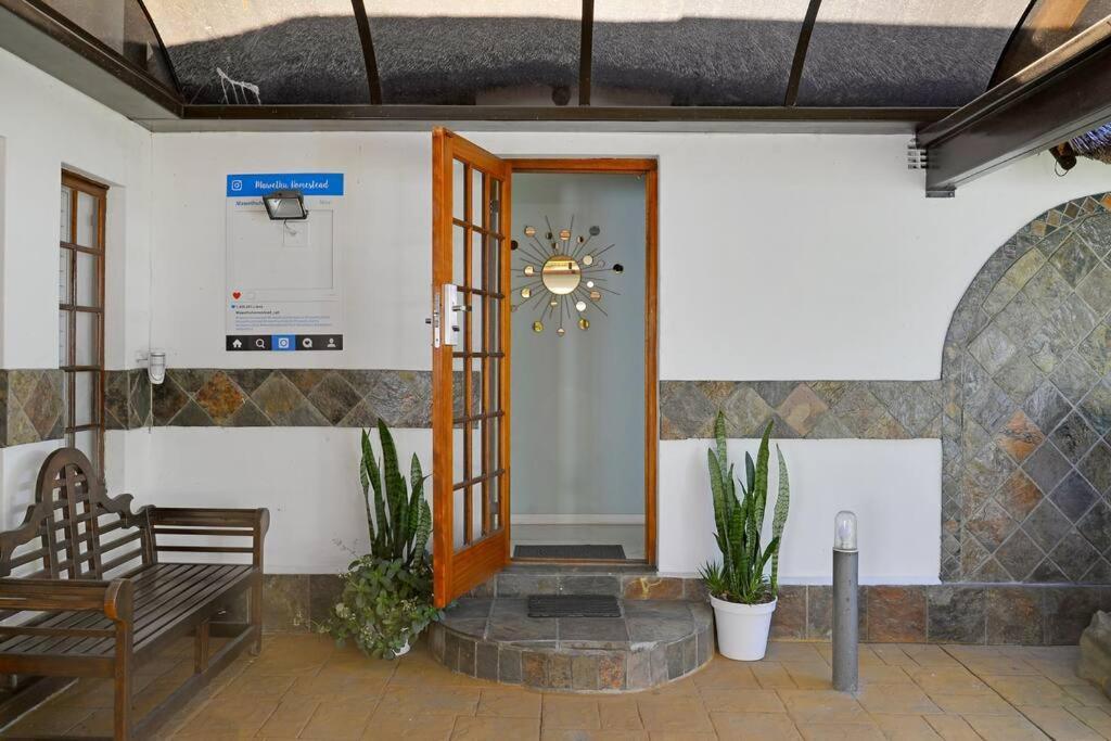 Mawethu Peaceful Garden With Covered Pool And Braai Area Ciudad del Cabo Exterior foto